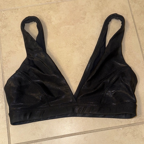 Heroine Sport Shimmering Black Active Set - Picture 2 of 7